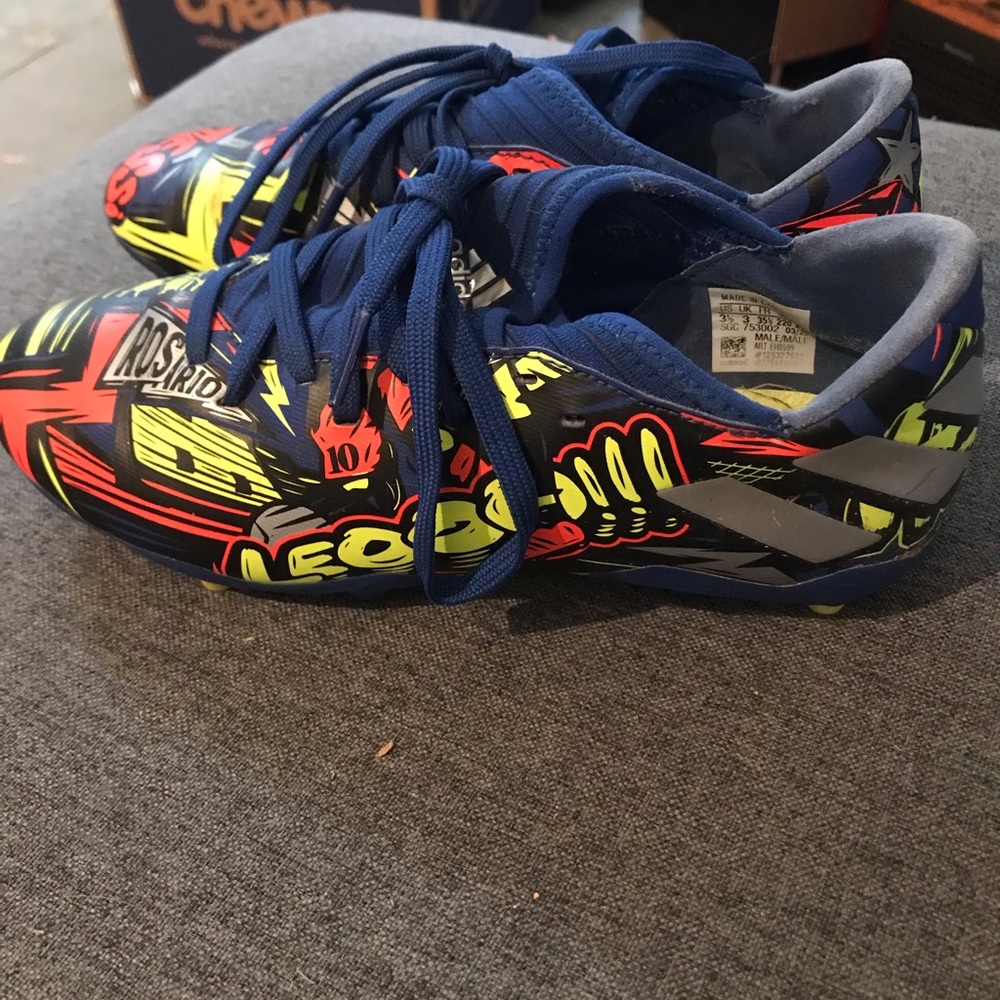 Adidas Nemeziz Messi 19.3 soccer cleats